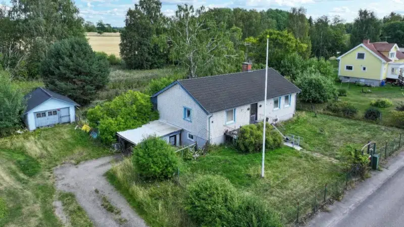 House, 4 rooms, 98 m² in Harbo