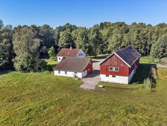 Bild 1 av 21 på Överby 4