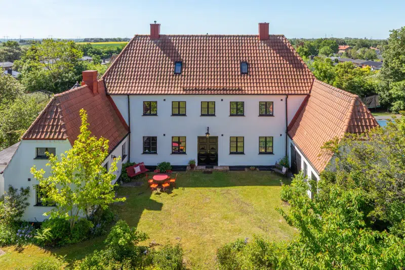 House, 10 rooms, 452 m² in Åkarp