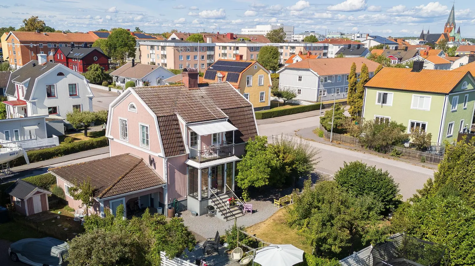 Image 1 of 41 of Södra Gränsgatan