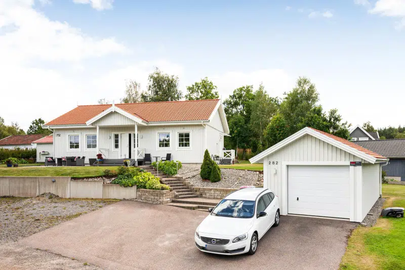 House, 4 rooms, 121 m² in Kode