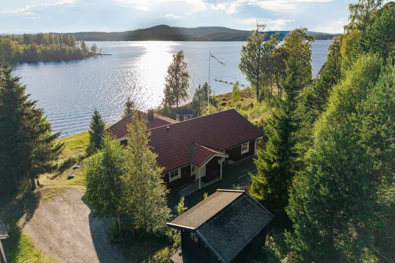 Villa, 2 rum, 103 m² i Arnasvall