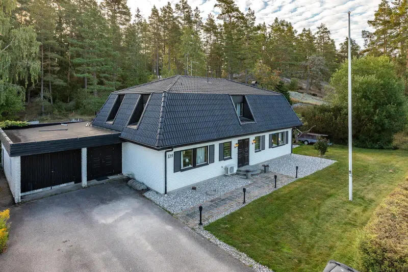 Villa, 7 rum, 199 m² i Lessebo
