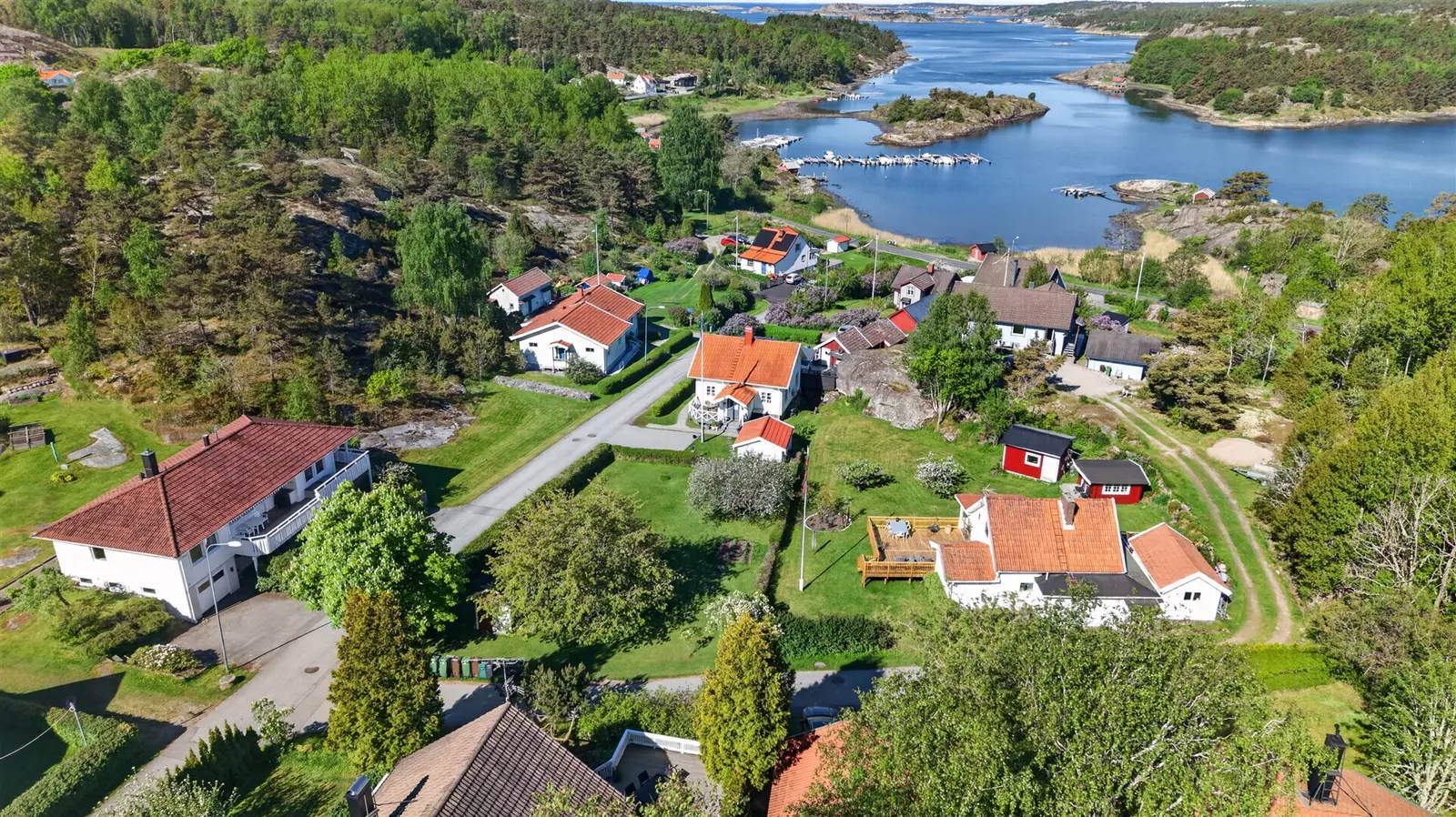 Bild 1 av 11 på Furuskogsvägen 9