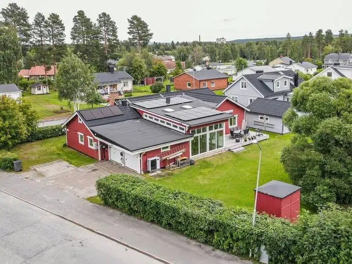 Villa, 8 rum, 206 m²
