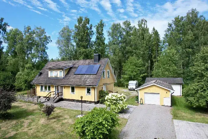 House, 7 rooms, 168 m² in Mariestad