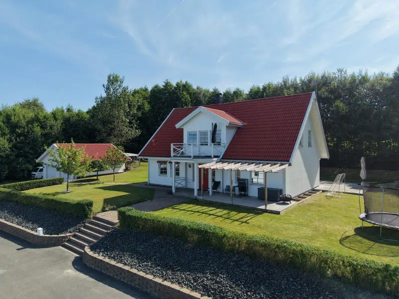 House, 7 rooms, 181 m² in Mansarp