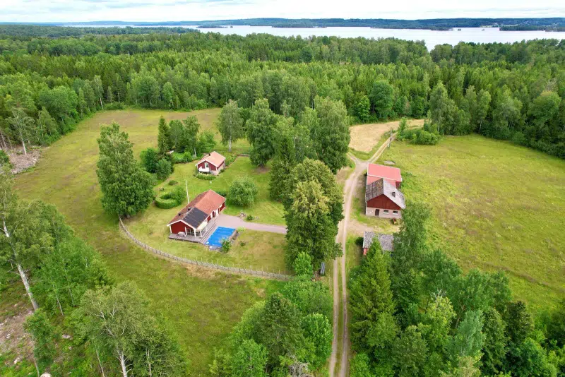 Gård, 7 rum, 85 m² i Herrljunga
