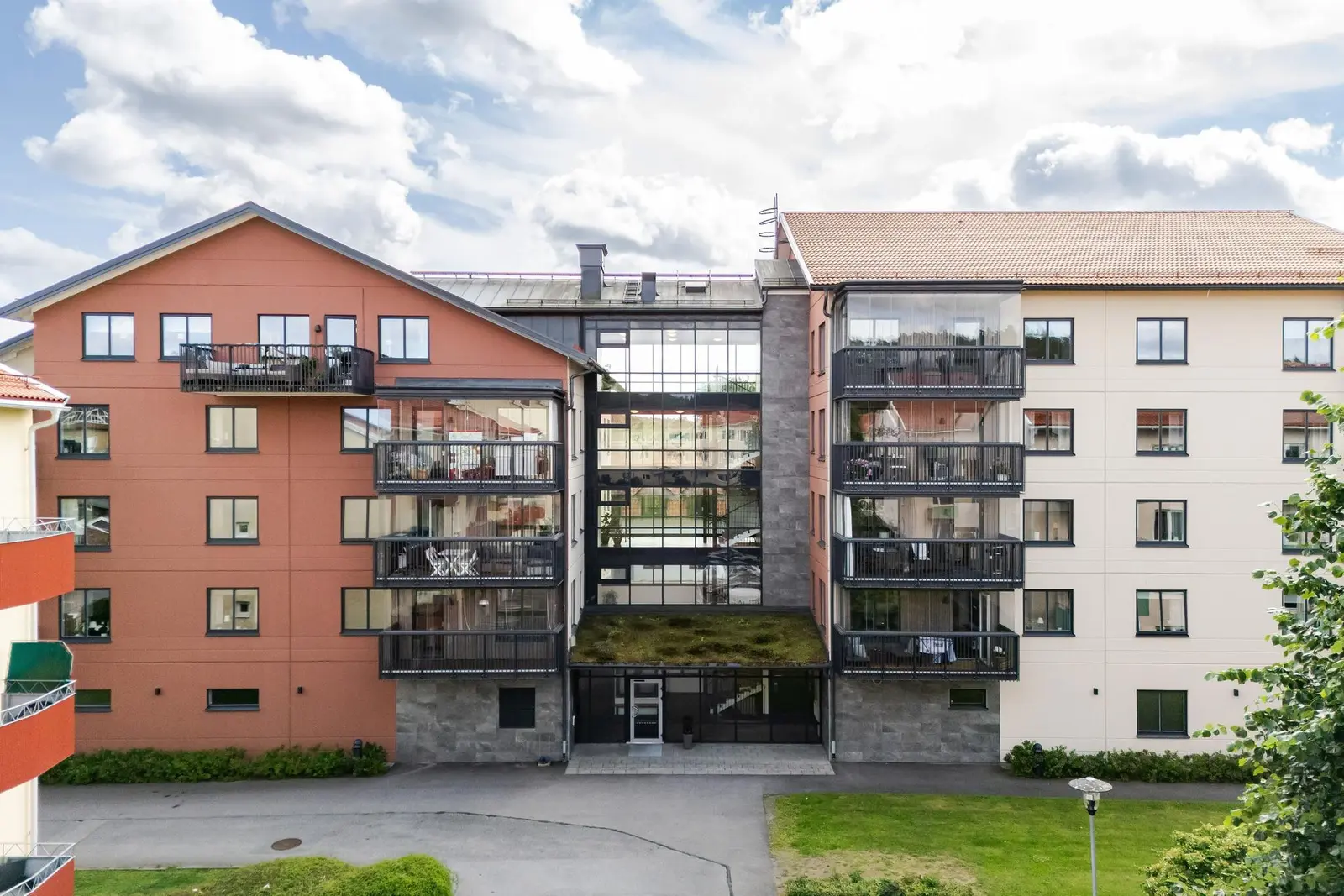 Bild 1 av 22 på Gökgatan