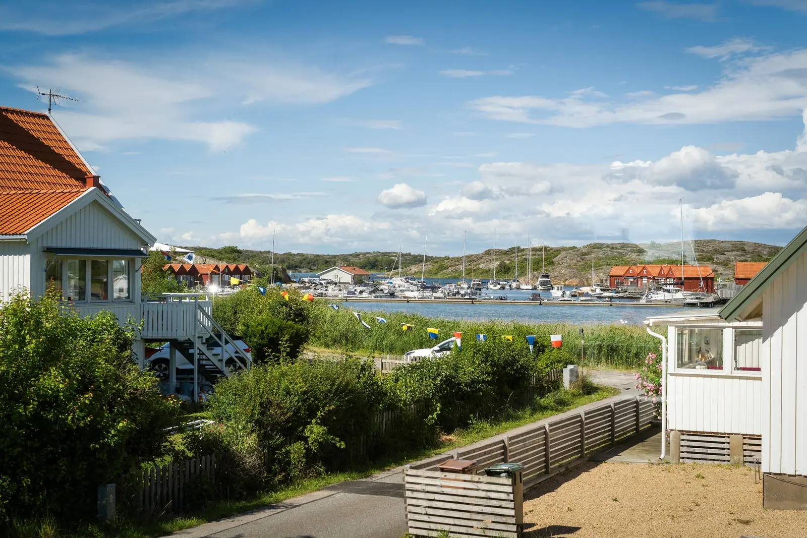 Image 1 of 41 of Husegärdet