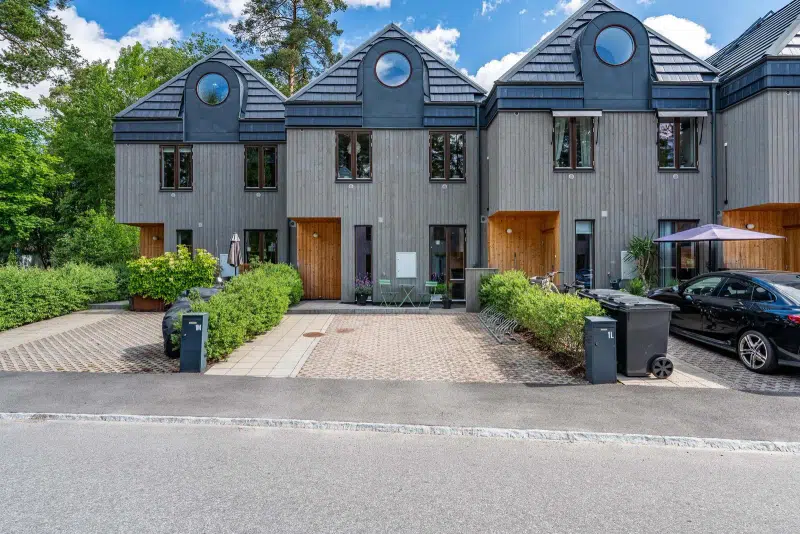 Apartment, 2 rooms, 160 m² in Uppsala