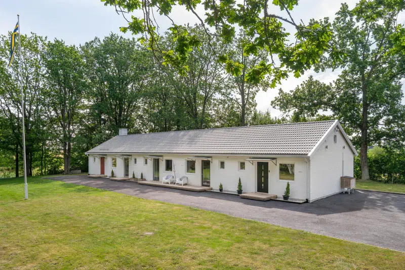 Farm, 2630 m² in Mellerud