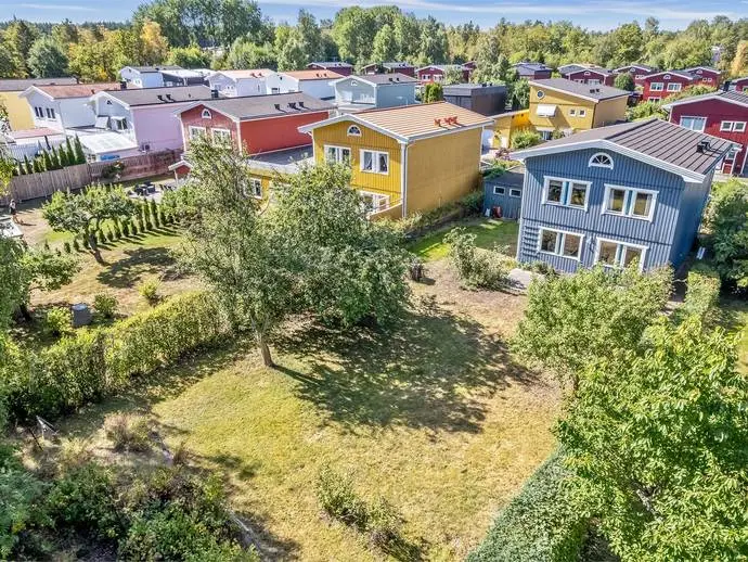 Image 1 of 21 of Linsvägen 3