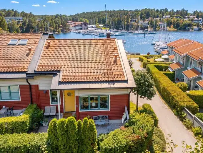 Par-/radhus, 5 rum, 158 m²