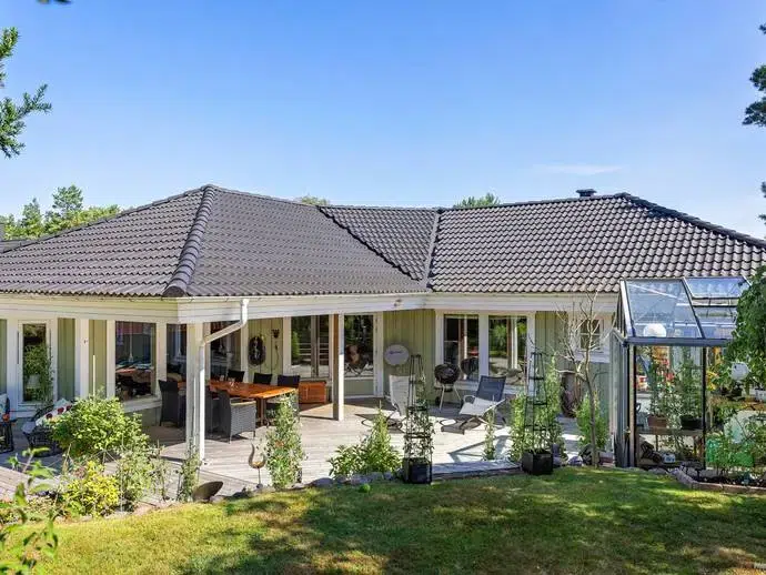Villa, 5 rum, 141 m²