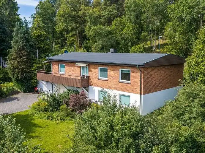 Villa, 6 rum, 146 m²