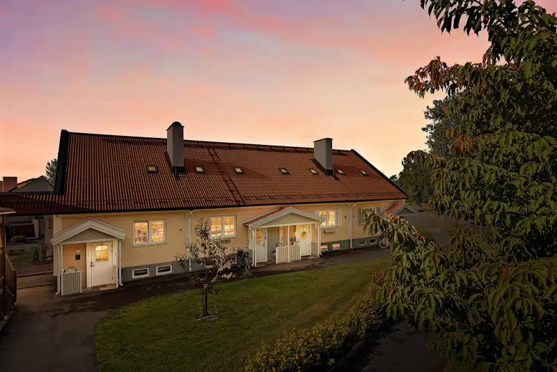 Apartment, 5 rooms, 80 m²