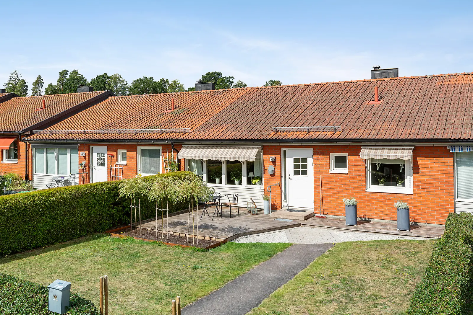 Image 1 of 6 of Villagatan 40B