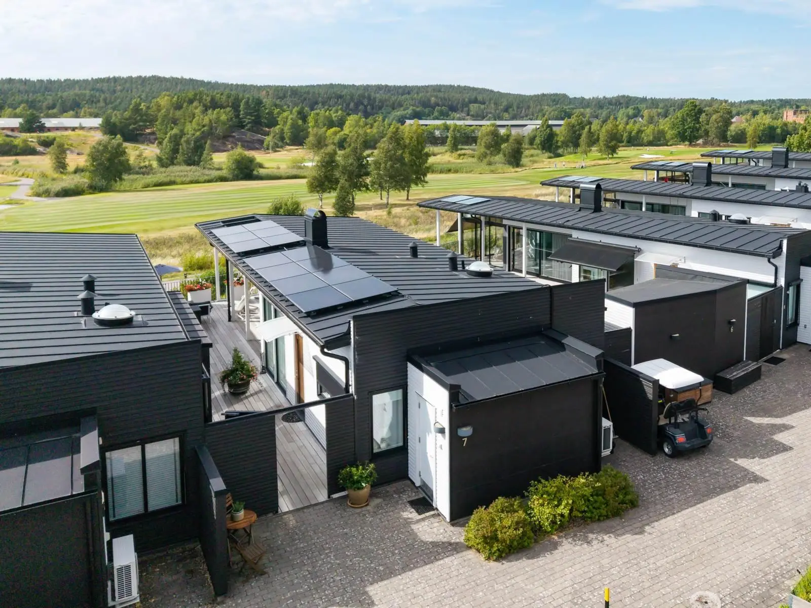 Image 1 of 21 of Yttre åsen 7