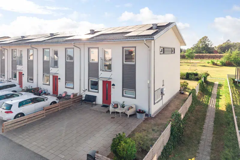 Semi-detached/terraced, 5 rooms, 110 m² in Norreholm