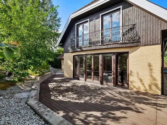 Villa, 5 rum, 203 m²