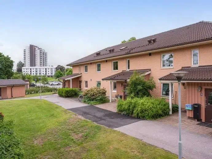 Lägenhet, 2 rum, 75 m²