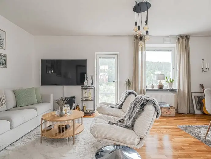 Bild 1 av 21 på Storgatan 52 B