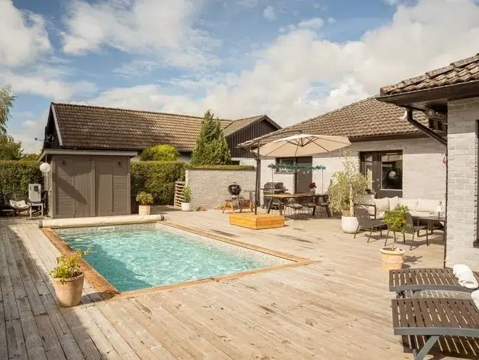 Villa, 6 rum, 163 m²