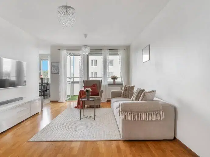 Apartment, 4 rooms, 82 m² in Vällingby Parkstad / Råcksta