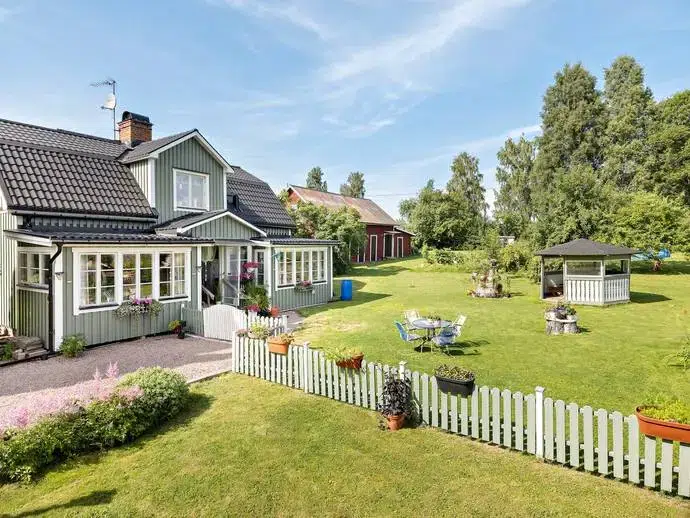 House, 4 rooms, 128 m²