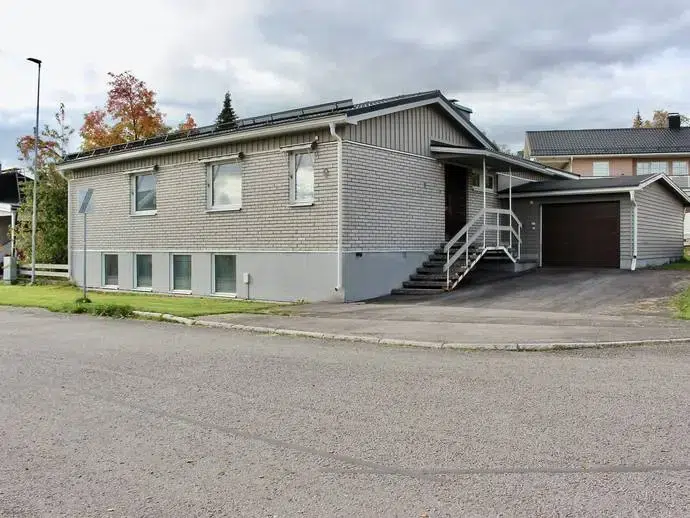 House, 4 rooms, 98 m²