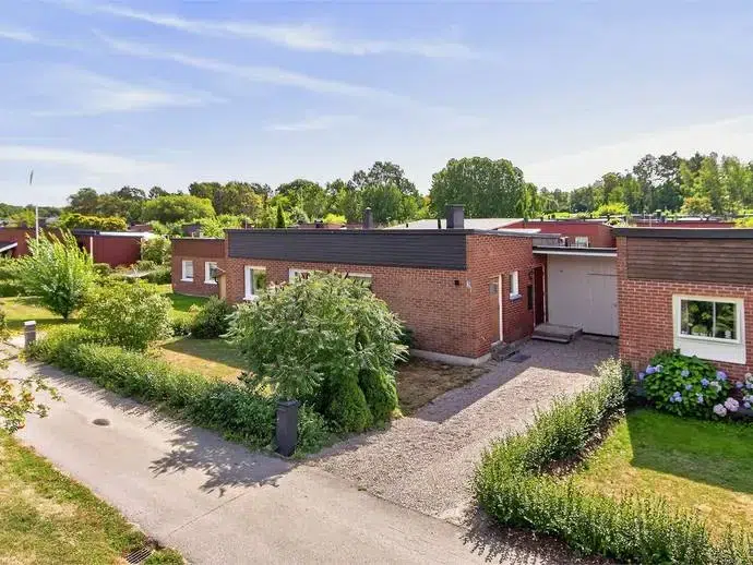 Apartment, 4 rooms, 106 m²