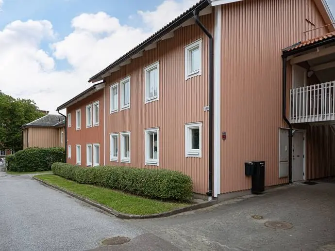 Bild 1 av 21 på Fabriksgatan 18 B