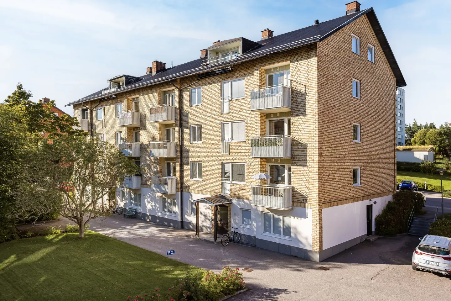 Bild 1 av 6 på Djupegatan 32 B