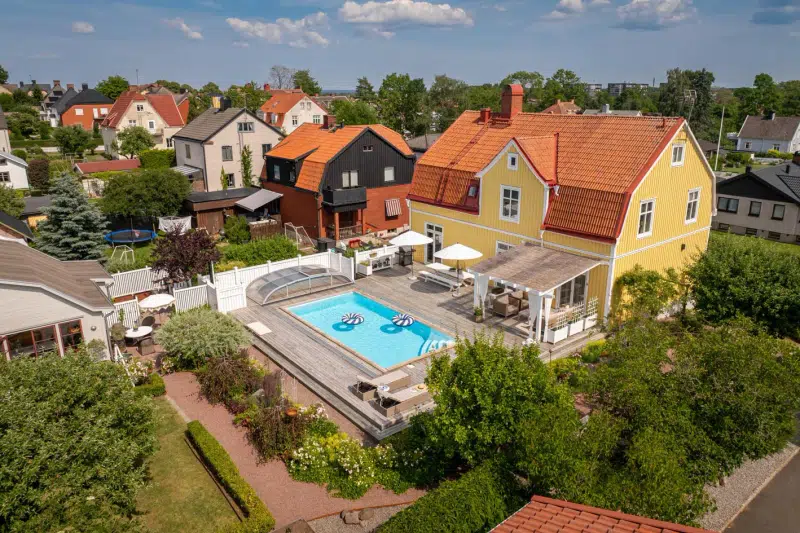 House, 7 rooms, 220 m² in Falköping