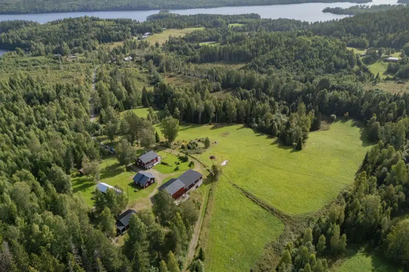 Gård, 7 rum, 50 m²