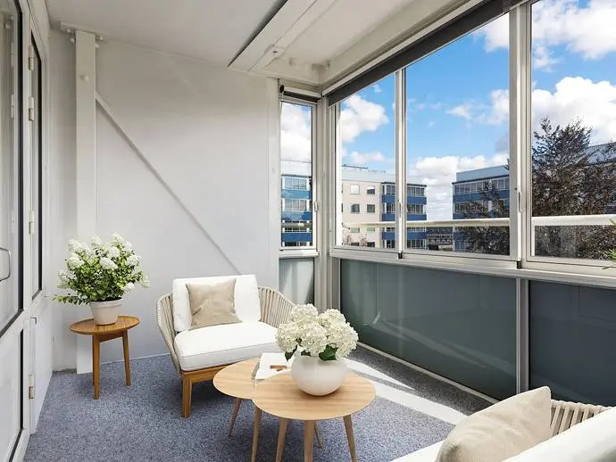 Bild 1 av 17 på Österängsgatan 4