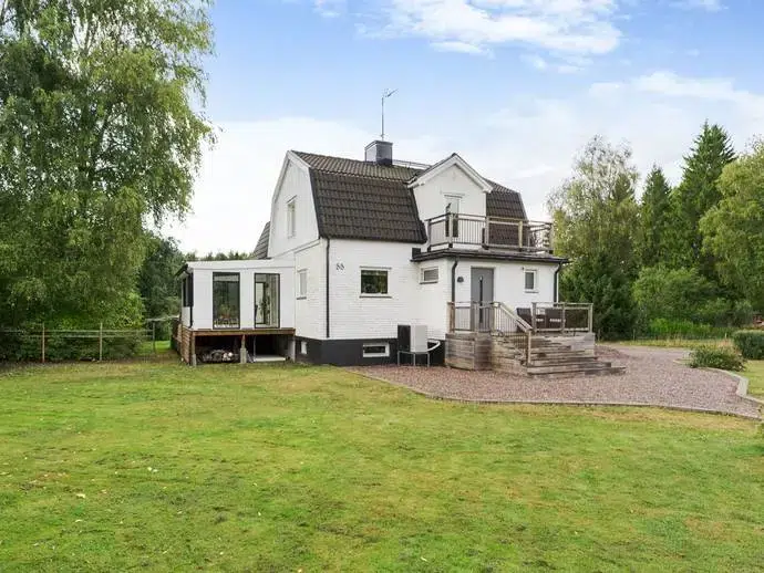 Villa, 7 rum, 174 m²