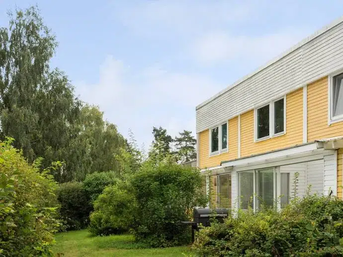 Semi-detached/terraced, 4 rooms, 92 m²
