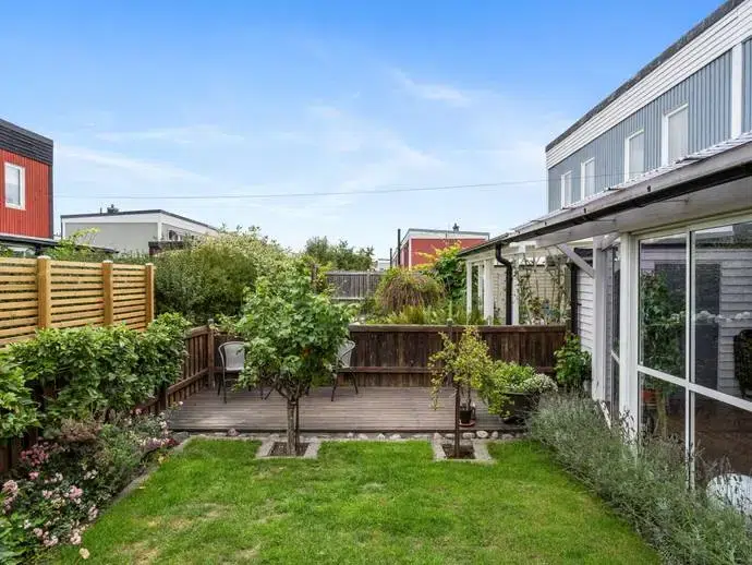 Semi-detached/terraced, 4 rooms, 90 m²