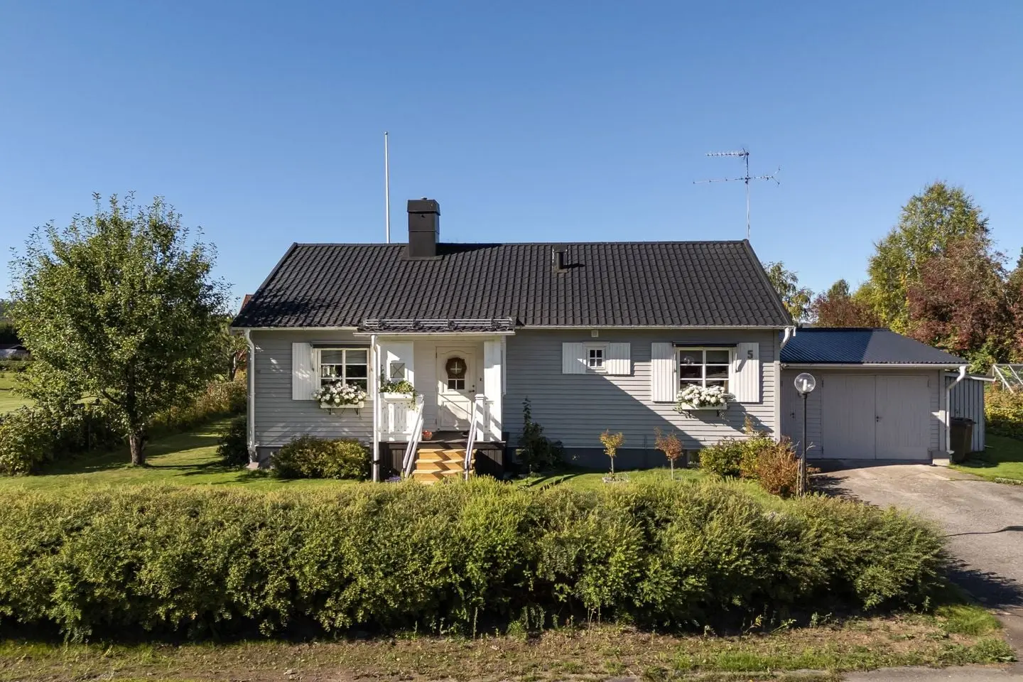 Bild 1 av 35 på Aspbacksvägen 5