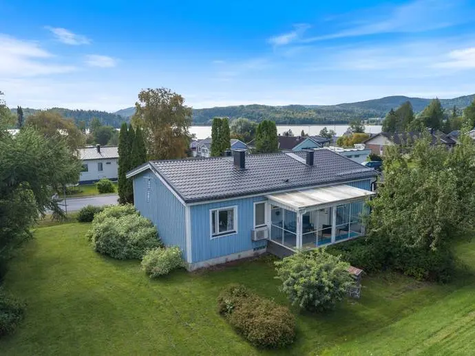 Bild 1 av 21 på Starevägen 2