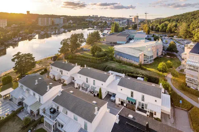 House, 5 rooms, 107 m² in Tältet