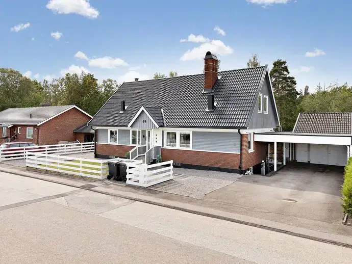 House, 6 rooms, 176 m²