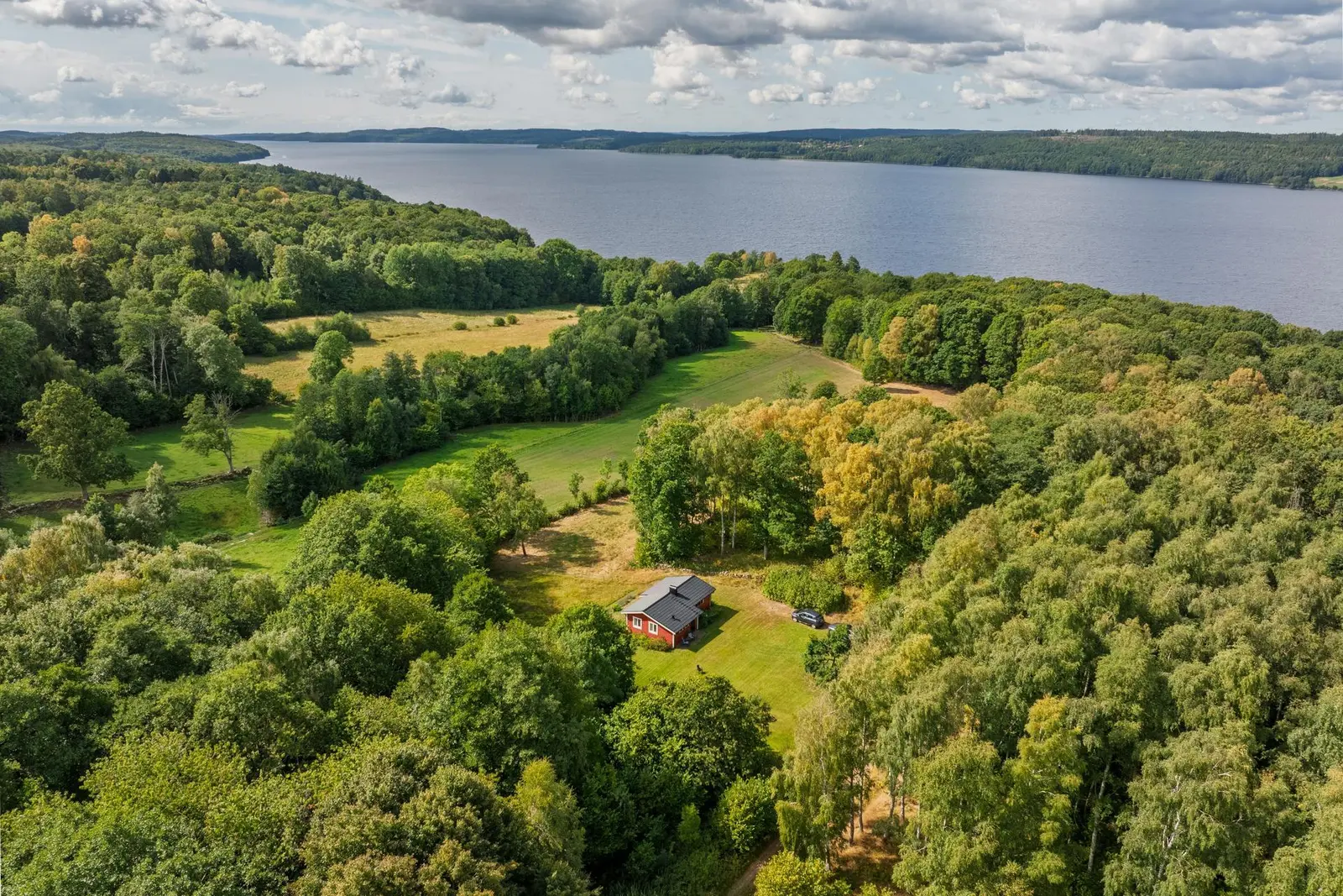 Bild 1 av 23 på Stommen Nedergården