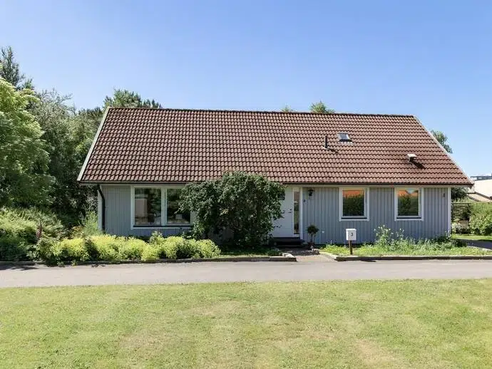 Villa, 7 rum, 164 m²