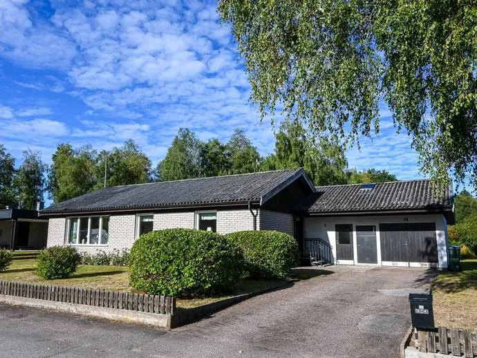Bild 1 av 21 på Nybrogatan 14