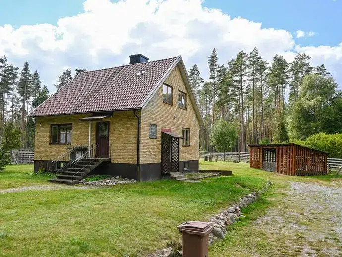 House, 5 rooms, 104 m²