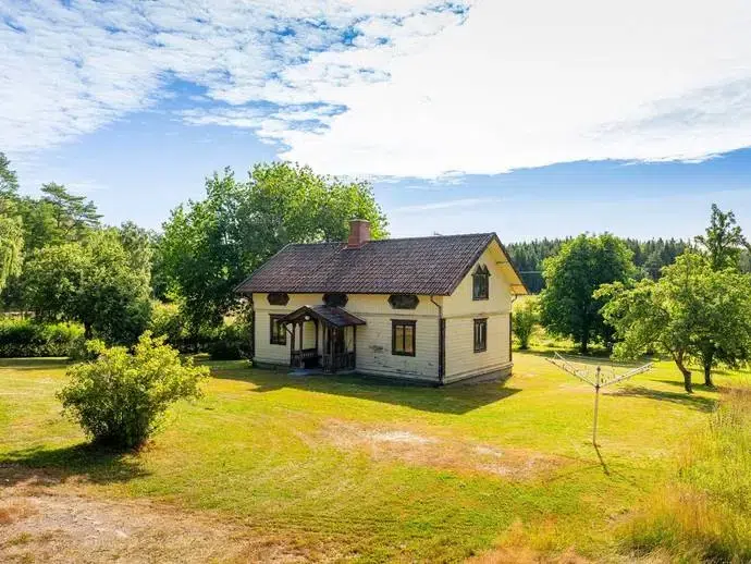 House, 5 rooms, 96 m²