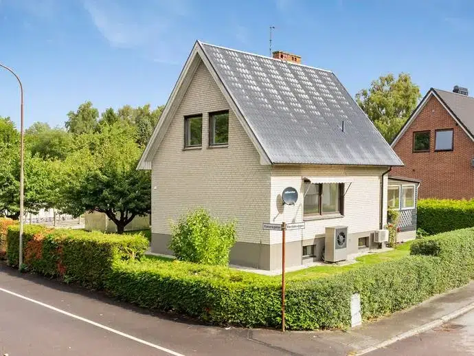 House, 2 rooms, 77 m²